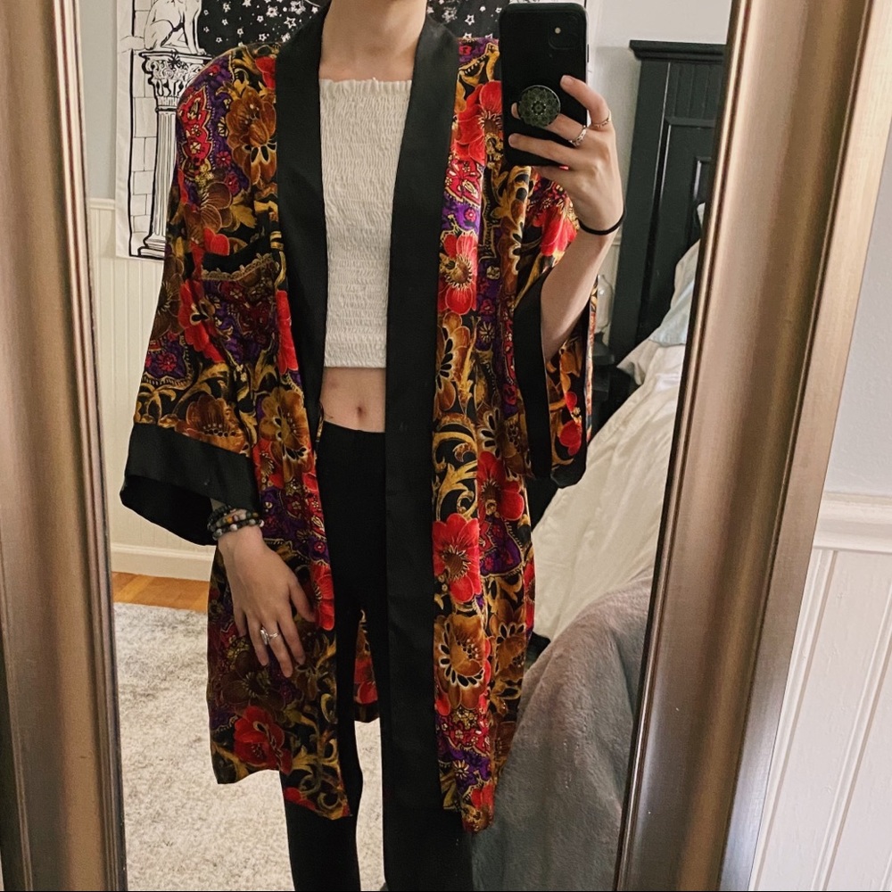 VINTAGE California Dynasty Faux Silk Kimono Robe